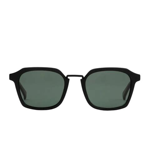 otis polarised sunglasses.